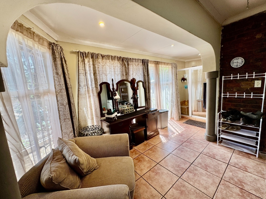 3 Bedroom Property for Sale in Mooivallei Park North West